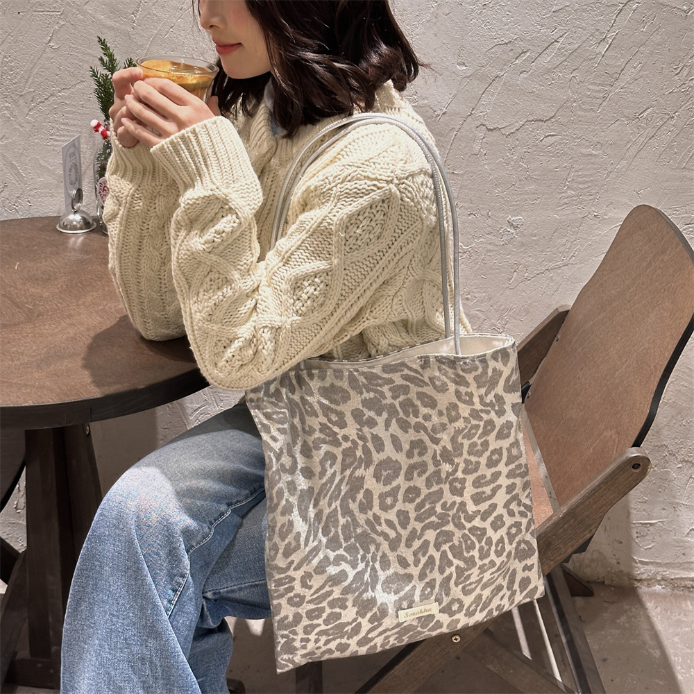 실버 그레이 캐주얼 레오파드 프린트 싱글 숄더 여성용  - Women Bags Grey 리뷰 및 가격