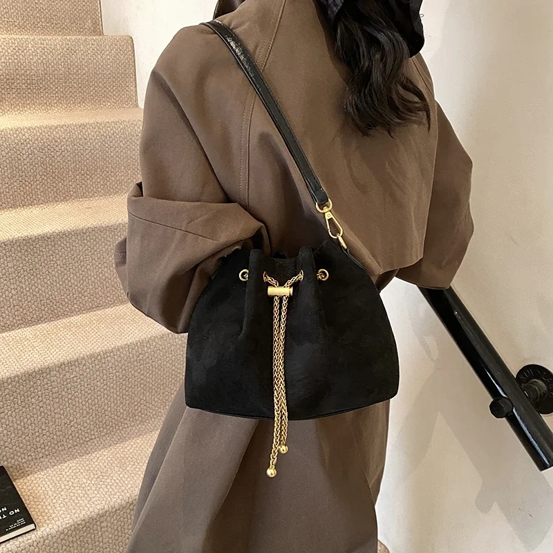 부드러운 인조 스웨이드 심플 출퇴근 크로스백 실끈 여성 - Women Bags Zara 리뷰 및 가격