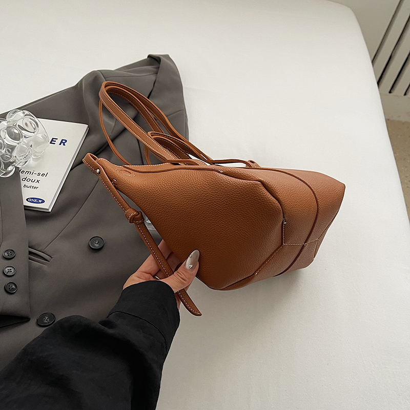 토트백 숄더백 고퀄리티가방 명품가방 신상핸드백 MOOD - Women Bags Zara 리뷰 및 가격